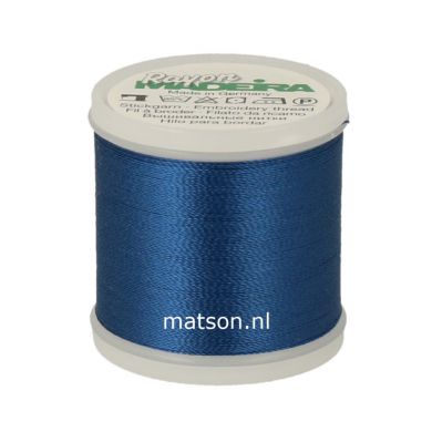 Madeira Rayon 200 m, kleur 1042